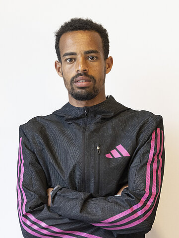 GENERALI BERLIN HALF MARATHON: Portrait of the Ethiopian runner Gemechu Dida © Management of Gemechu Dida