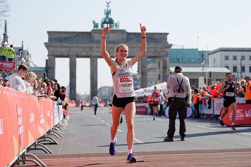 Beste deutsche Läuferin beim GENERALI BERLINER HALBMARATHON 2019 war die Athletin Fabienne Amrhein 