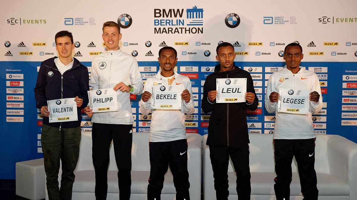 Elite Läufer beim BMW BERLIN-MARATHON 2019 auf der Auftakt-Pressekonferenz